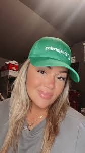 Sheena Stout's Instagram, Twitter & Facebook