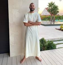 Karim mostafa benzema (french pronunciation: Karim Benzema Shirtless Underwear Gay Girlfriend Famewatcher