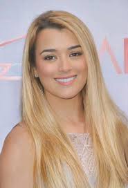 Thank you so much rising 💚🤍❤️ fan badge for engaging with Ella Gomez  Villanueva and Glenn Reyes Love and support 😍🥰💕 #LetsGrowTogether ✓🇮🇹✓  #risingfanbadge #bonus #fbpost2025シ #highlights2025 9:06 < Create post UnI