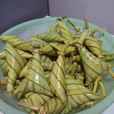 Resipi ketupat manis versi kelantan jom raya weiiiiii. Kami Pembekal Ketupat Palas Ketupat Pulut Daun Palas Facebook