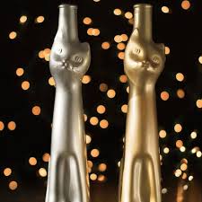 But moselland was the first and only winery to actually market their wine in a black, cat shaped bottle! Moselland Cat Bottle Riesling Home Facebook