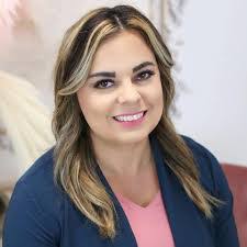 Samantha Spano's Instagram, Twitter & Facebook