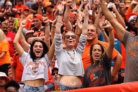 A divided base: Fans, even families, split over loyalty to Cleveland Browns  amid Deshaun Watson controversy - cleveland.com
