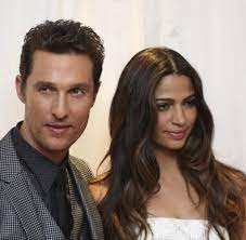 We've always associated matthew mcconaughey's hair with perfect surfer style. Mcconaughey Zweifelt An Der Idee Romantischer Komodien Welt
