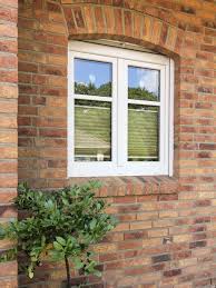 Fenster Fur Lichtdurchflutete Raume Und Gelungene Hausgestaltungen Eco System Haus Haus Fenster Und Turen Hauser Klinker