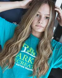 Literally OBSESSED 😍 Talk about TRANSFORMATION 👏👏 This weeks  availability Tuesday-9:30-4 Wednesday-12-5 Thursday-2-6 Friday-8-11  Saturday- 12-5 #salon #hair #beauty #haircut #hairstylist #haircolor  #hairstyles #hairstyle #makeup #hairsalon #balayage ...