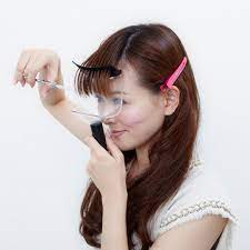 The main difference between bangs in korean and japanese hairstyles is in the density and thickness of the bangs. Maegami Choichoi Front Bangs Comb Japan Trend Shop