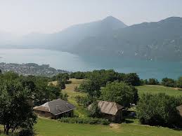 Brison Saint Innocent Comm Du Departement De La Savoie Region Rhone Alpes France Sur Le Bord Du Lac Du Bourget Ham Visit France Natural Landmarks France