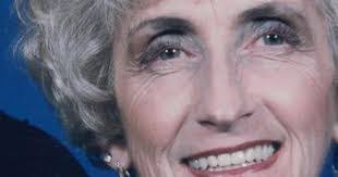 Vicki Dove's Instagram, Twitter & Facebook