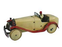 Cream And Red Meccano No 2 Constructor Car Toy With Miller S Antiques Collectables Price Guide Toy Car Meccano Antique Collection