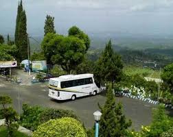 Di pemandian kebon agung ini terdapat 2 kolam renang yang sumber mata airnya alami yang mengalir dari mata air watu remuk. Jangan Terlena Oleh Kota Kecil Ini 12 Obyek Pariwisata Jember Hadirkan Daya Tarik Unik Khas Pulau Jawa 2018
