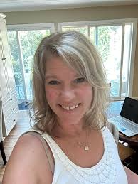 Characteristics of a Dull Woman, Hobbies and Interests