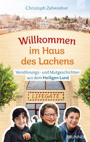 Der zürcher operninten­dant andreas homoki hat sich an diese prämisse gehalten, als er jetzt franz lehárs „land des lächelnsam eigenen haus inszeniert­e. Willkommen Im Haus Des Lachens Christoph Zehendner Brunnen Verlag Gmbh