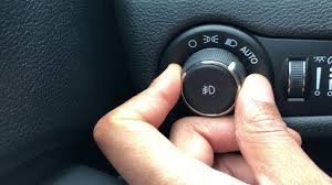 Jeep Cherokee How To Turn On Off Headlights Youtube