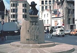 He is remembered today as an important symbol of the resistance. Monument A Jean Moulin Saint Etienne E Monumen