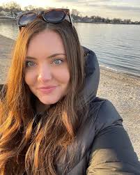 Happy Friday! I haven't done an introduction post