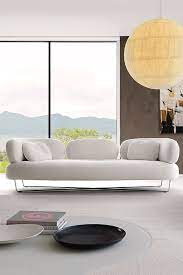 Fliessende Kurven Sorgen Fur Eine Revolutionare Optik It Is Ist Ein Einzelsofa Mit Weichen Fliessenden Ge Moderne Wohnzimmergestaltung Sofa Design Einzelsofas
