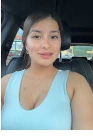 Ashley Overman's Instagram, Twitter & Facebook