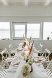 Einfach liegen bleiben, leise die wellen plätschern hören. Heiraten An Der Ostsee Tipps Ideen Fur Eine Boho Strandhochzeit Mit Beach Chic Hochzeitsblog The Little Wedding Corner Strandhochzeit Heiraten An Der Ostsee Tischdekoration Hochzeit