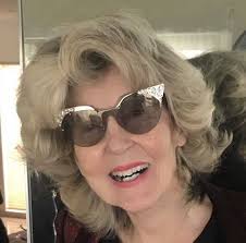 Actress, model, and sometimes singer and songwriter georgia holt's life reads like a hollywood movie script. I M Completely And 100 Obsessed With Cher S Mom S Shirt