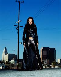 She began her television and movie appearances at age 13 in camp nowhere and the secret world of alex mack (1994), but rose to prominence at 19, as the lead actress of the television series dark angel. Jessica Alba Dark Angel Myconfinedspace