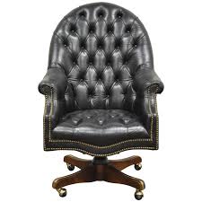 4.2 out of 5 stars. Deep Tufted Black Leather English Chesterfield Style Rolling Office Desk Chair Office Guest Chairs Black Office Chair Vintage Office Chair