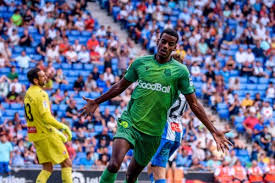 A full international since 2017, he has won more than. Primera Division Alexander Isak Glanzt Mit Hattrick Barca Schaut Genau Hin