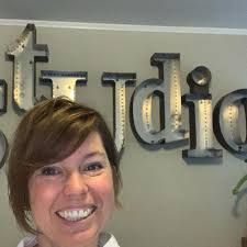 Wendy Fetzer's Instagram, Twitter & Facebook