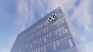 Volkswagen financial services kunden center in der autostadt stadtbrücke 38435 wolfsburg. Wolfsburg Vw Stock Video Footage 4k And Hd Video Clips Shutterstock