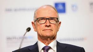 Iconic channel 7 newsreader frank warrick dead at 76. Cq S Renewable Energy On Agenda At Energy Futures Summit Morning Bulletin