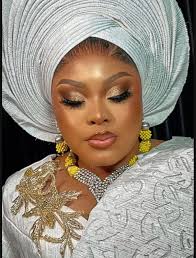 How do you clean your makeup brushes and sponges? Do you clean them?