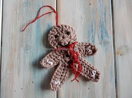 After so much mousy knitting recently i got the urge yesterday to design and knit something easy. 50 Free Christmas Crochet Pattens By Happyberry