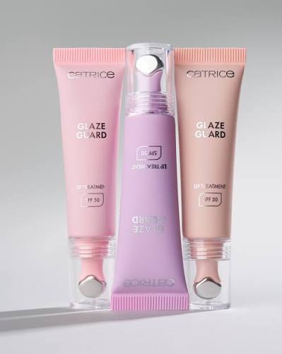 these three guards would protect your lips with their lives 💪 the Glaze Guard Lip Treatments combine SPF 50 with long-lasting hydration and care, leaving your lips with a glossy finish ✨
