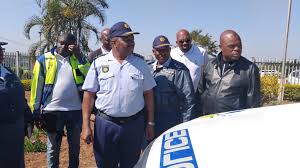 Urgent: R150k Reward! Hunt for Killer Who Shot Two Detectives!