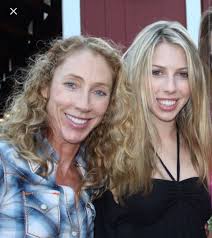 Tom's wife and daughter jilly Mac and Hannah