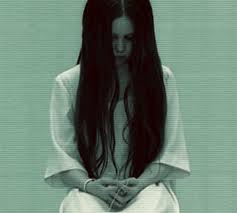 Sosok asli dari 7 tokoh hantu paling seram di film horor. Horor Gifs Get The Best Gif On Giphy