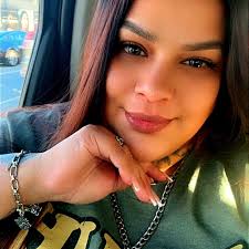 Stephanie Flores (@stephanie.estelle.961) • Facebook