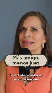 En el duelo, necesitas un amigo, no un juez. No dejes que otros te digan  cómo debes vivir tu dolor. Sé amable contigo mismo.,  https://youtu.be/4-RqSLp3w-0, #duelo #terapia #tanatologia #bienestar ...
