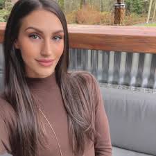 MAKE A RAIN CLOUD IN A JAR ☁️🌧️ A fun and simple science experiment that  demonstrates how rain clouds form and release rain. Ingredients: Clear  glass jar with lid Shaving cream Water