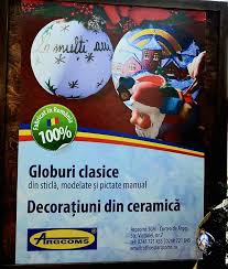 Curtea de argeș is a municipality in romania on the left bank of the river argeș, where it flows through a valley of the lower carpathians (the făgăraș mountains), on the railway from pitești to the turnu roșu pass. Excursie La Fabrica De Globulete Curtea Mistral Tours Medgidia Facebook