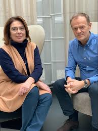 Don't give up on stopping brexit. Donald Tusk On Twitter Wlasnie Zameldowalem Pani Marszalek Pelna Gotowosc Bojowa Kidawa2020
