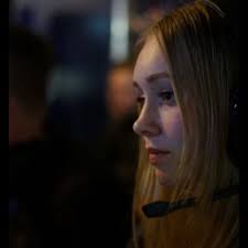 Denise Helena B (@Denieess_x)