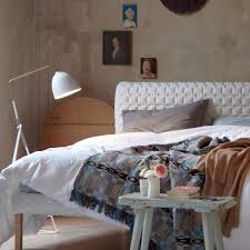 Das bett ist die wichtigste komponente im schlafzimmer. Wohnen Nach Feng Shui Das Schlafzimmer Einrichten Living At Home