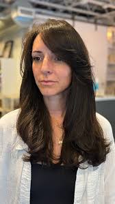 Fresh new look ✨ From a classic bob to soft, flowing layers with bold,  heavy bangs—this transformation is giving major volume and movement! Paired  with a rich honey bronde blend, it's the