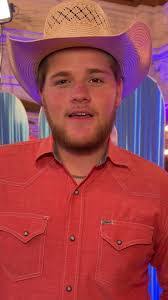 Rachel Doucet's Instagram, Twitter & Facebook