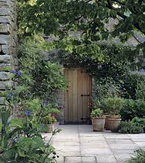 Wir stellen 7 berühmte gärten englands vor. Englands Schonste Gartenschatze Mit Einem Vorwort Des Duke Of Devonshire Amazon De Bradley Hole Kathryn Birne Anja Duke Of Devonshire Bucher