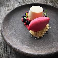 1 294 Mentions J Aime 12 Commentaires Richard Karlsson Chefrichardkarlsson Sur Instagram Impressive Dessert Recipe Pastry Design Food Plating