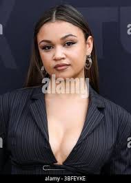 Los Angeles, CA, USA . Madison Beer at 2019 iHeartRadio Music Awards , at  Microsoft Theater in Los Angeles, CA, USA . 14th March 2019. Ref:  LMK88-J4494-150319 David Gabber/Landmark Media Stock Photo