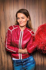 Drehstart Fur Die Martina Hill Show Hubsche Frau Frau Martina Hill Knallerfrauen