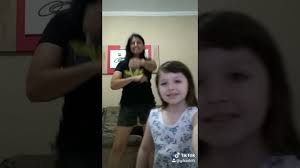 The best tiktok counter here which shows 100% accurate data! Manu E Vovo Dancando No Tik Tok Youtube